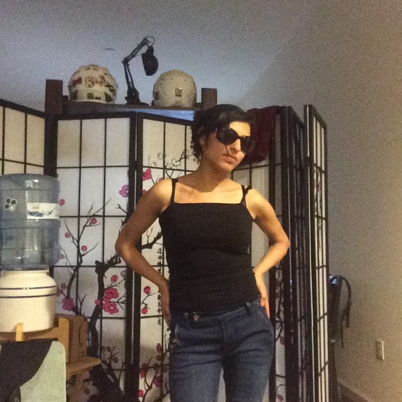 Meet your Posher, Claudia - Picture 4 of 4